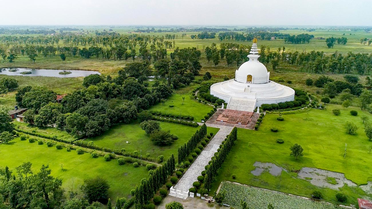 बुद्ध जन्मस्थल लुम्बिनीस्थित शान्ति स्तुपा । तस्वीर : लुम्बिनी टाइम्स